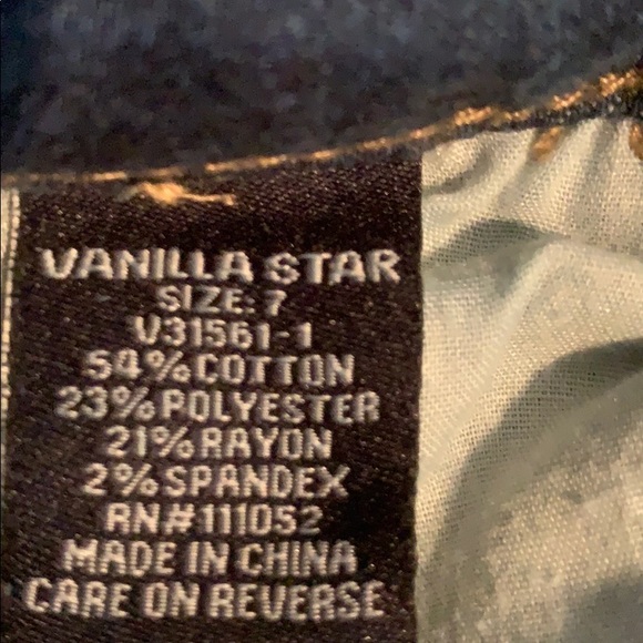 Vanilla Star jean shorts. - Picture 4 of 6